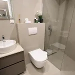 Din Luxury Apartman *