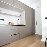 Din Luxury * Sarajevo