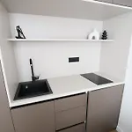 Din Luxury Apartman *