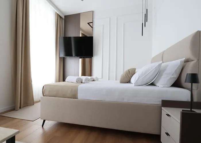 Apartamento Din Luxury *